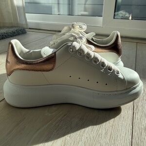 Alexander McQueen Oversized Sneakers White Leather Rose Gold Heel Size 35 / US 5